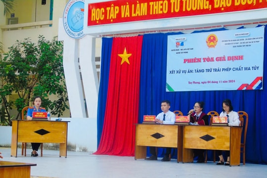 Tuy Phong: Phiên tòa giả định về "Tàng trữ trái phép chất ma túy"