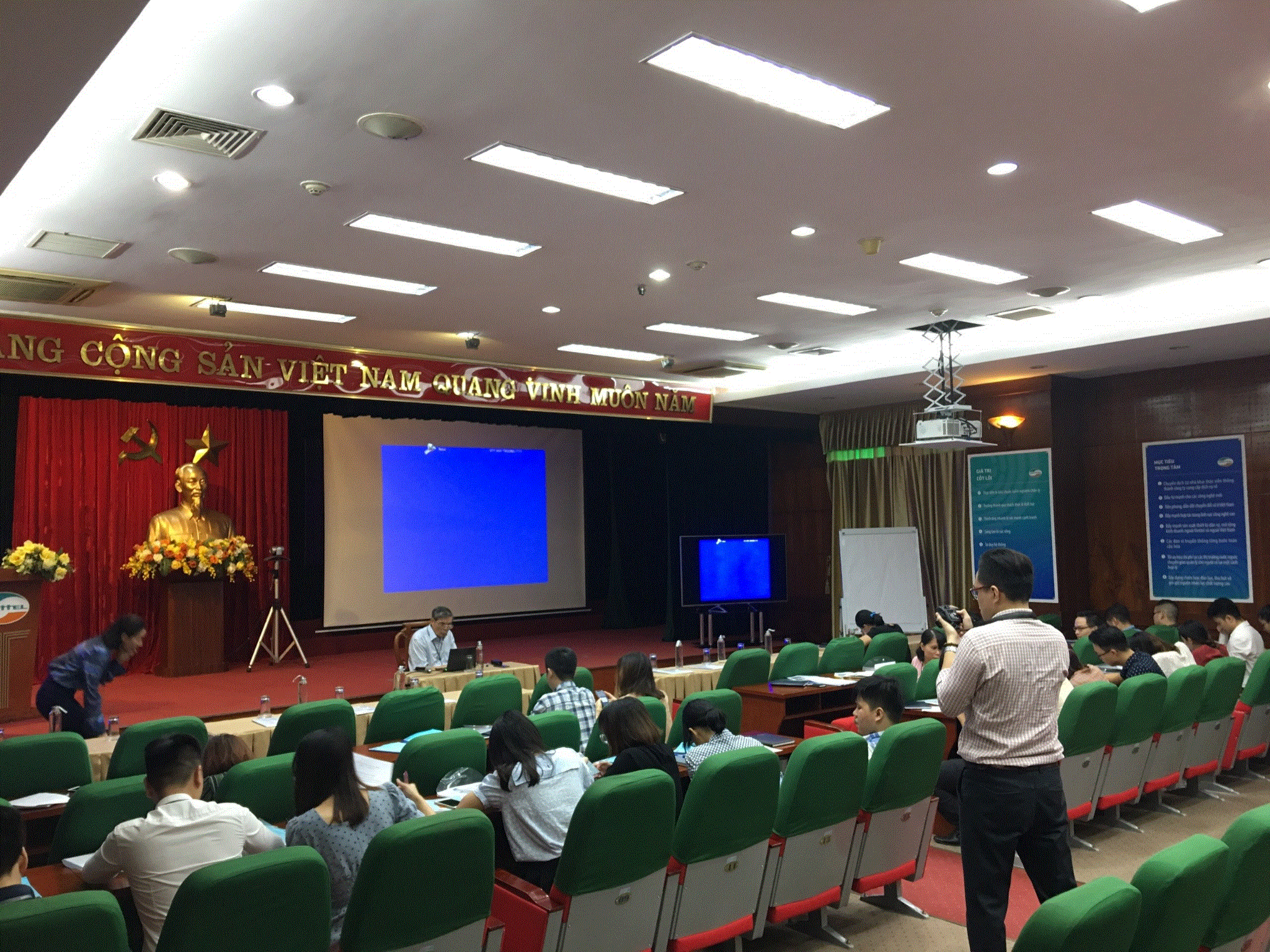 Viện Đào tạo và Hợp tác Giáo dục - Đơn vị huấn luyện An toàn hóa chất chuyên nghiệp