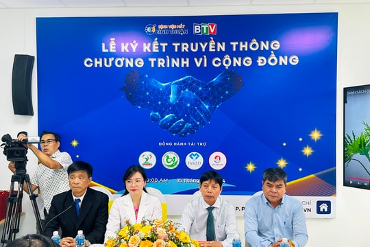  Ký kết truyền thông về sức khỏe mắt vì cộng đồng