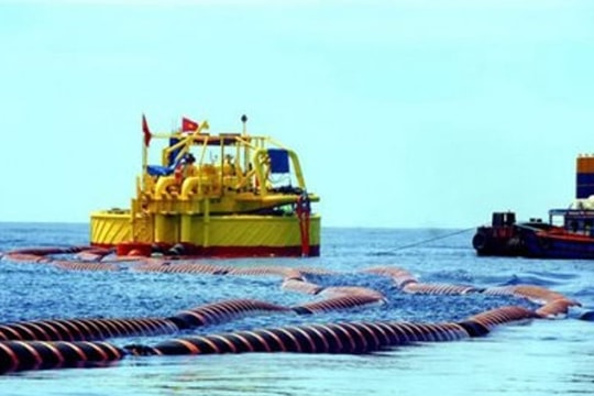 Xử lý dầu loang sau những sự cố trên biển