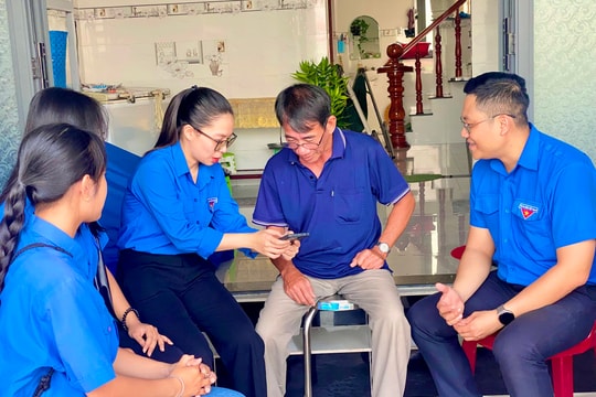 Sức trẻ trong phong trào “Bình dân học vụ số”