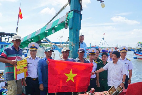 Phan Thiết: Chung sức, chung lòng giữ gìn, bảo vệ vùng biên giới biển