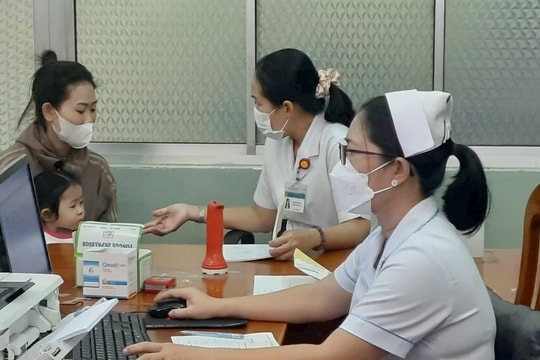 Tuy Phong: Phấn đấu nâng cao tỷ lệ người dân tham gia bảo hiểm y tế