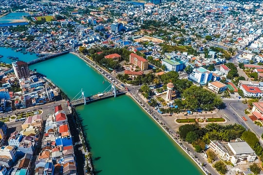 Bỏ cấp huyện, sáp nhập cấp xã, tỉnh: Những việc cần làm sớm