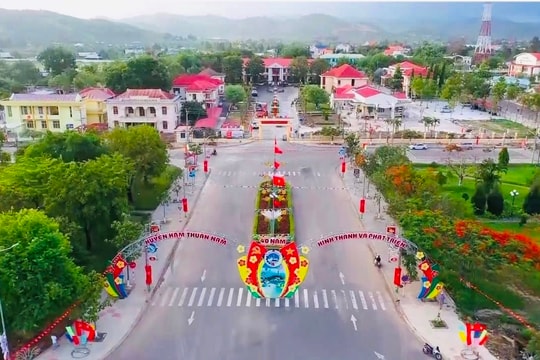 Cải cách hành chính ở Hàm Thuận Nam: Đổi mới vì sự hài lòng của người dân