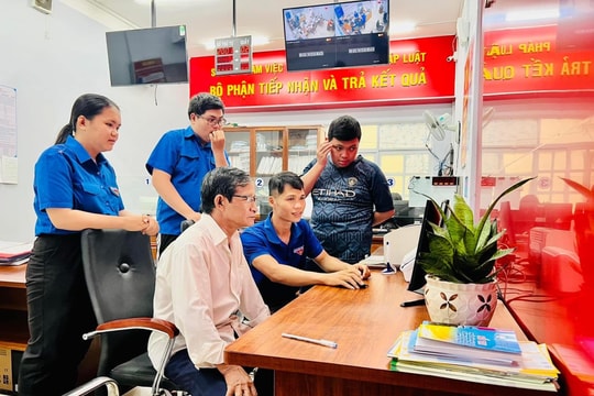 Người cao tuổi tham gia chuyển đổi số, chuyển đổi xanh và khởi nghiệp