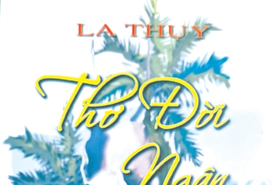 Lắng nghe “Thơ đời ngân vọng”