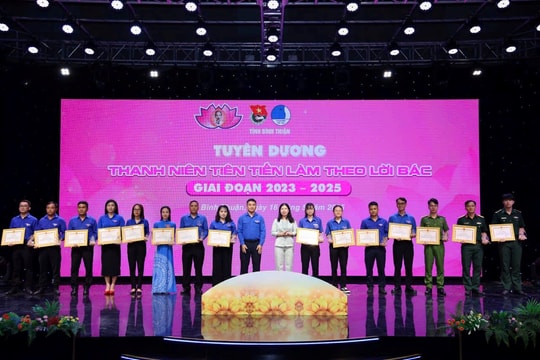 Tuyên dương 17 thanh niên tiên tiến làm theo lời Bác