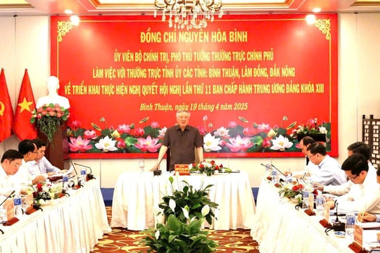 Vững tin bước vào kỷ nguyên mới dưới sự lãnh đạo của Đảng