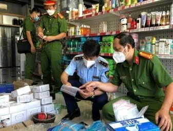 Tăng cường giám sát, kiểm tra, kiểm soát thị trường