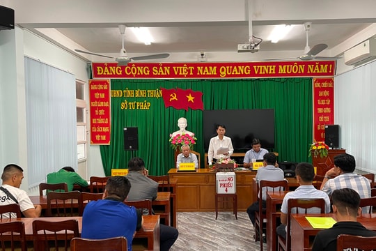  Thu hơn 32,1 tỷ đồng từ dịch vụ đấu giá tài sản và công chứng, chứng thực