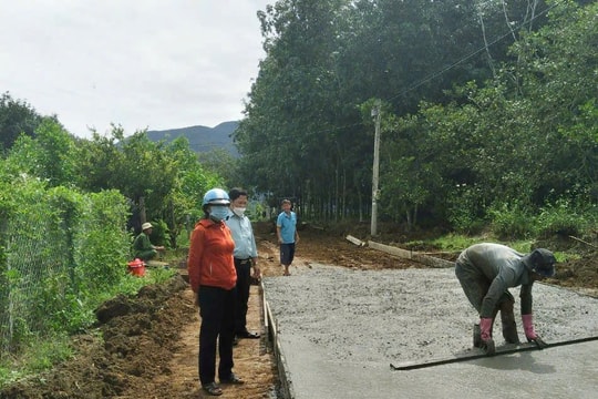 Giám sát để bảo vệ quyền và lợi ích của người dân