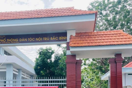 
 Công an xã Hàm Thắng kịp thời hỗ trợ thí sinh đi nhầm điểm thi hơn 60 km