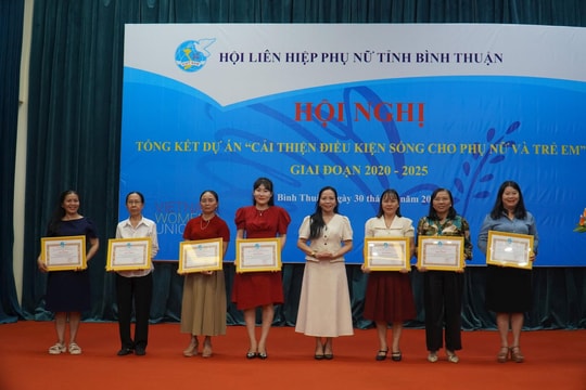 
Phụ nữ vượt khó từ dự án "Cải thiện điều kiện sống cho phụ nữ và trẻ em"