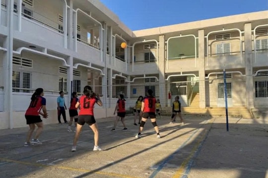 Ngôi trường “thay áo mới”