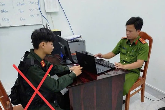 Bắt quả tang 2 đối tượng giả danh Công an để “cưỡng đoạt tài sản” của người dân