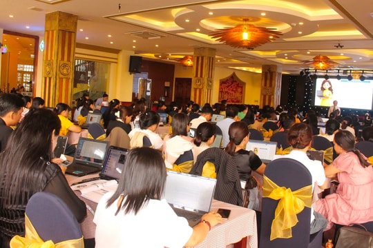 
Khai giảng lớp bồi dưỡng nâng cao chất lượng quản lý và dạy học tại cơ sở giáo dục với AI
