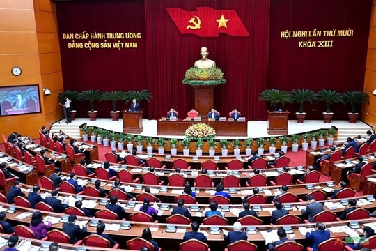 Xây dựng đội ngũ cán bộ đủ năng lực và phẩm chất chính trị trong kỷ nguyên mới