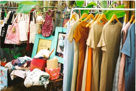 Nghe và thấy: 
“Nghiện” mua sắm