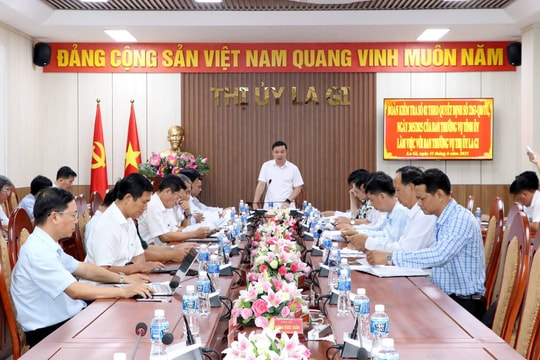 Chủ tịch UBND tỉnh kiểm tra công tác sáp nhập đơn vị hành chính cấp xã tại thị xã La Gi
