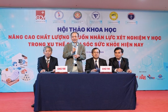 
Hội thảo “Nâng cao chất lượng nguồn nhân lực xét nghiệm y học trong xu thế chăm sóc sức khỏe hiện nay”