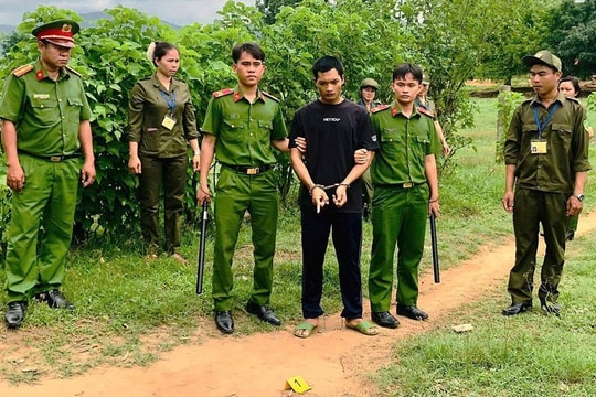 Thực nghiệm hiện trường vụ việc con rể nổ súng vào nhà cha vợ
