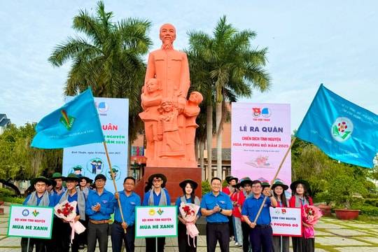 Ra quân Chiến dịch tình nguyện “Mùa hè xanh” và “Hoa Phượng đỏ”