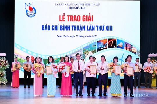 Kỷ niệm 100 năm Ngày Báo chí cách mạng Việt Nam và trao Giải Báo chí tỉnh lần thứ XIII – năm 2024
