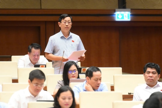 Đại biểu Nguyễn Hữu Thông góp ý nhiều nội dung quan trọng với Luật Đường sắt (sửa đổi)
