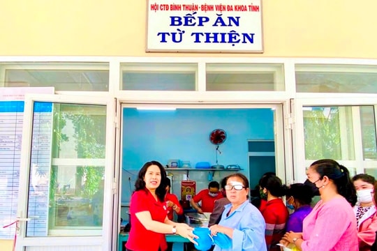 Bếp ăn từ thiện: 20 năm đem lại niềm vui cho bệnh nhân nghèo