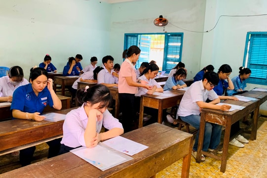 
13.600 thí sinh làm thủ tục dự thi tốt nghiệp THPT 2025