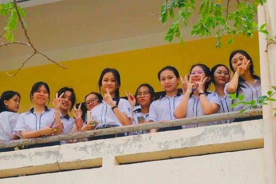 
283 thí sinh huyện đảo Phú Quý tham dự kỳ thi tốt nghiệp THPT 2025