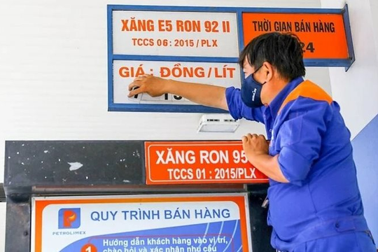 Giá xăng dầu đồng loạt tăng, RON95 21.507 đồng/lít