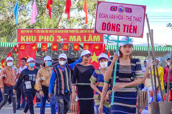 Tưng bừng Ngày hội văn hóa - thể thao các dân tộc thiểu số Hàm Thuận Bắc